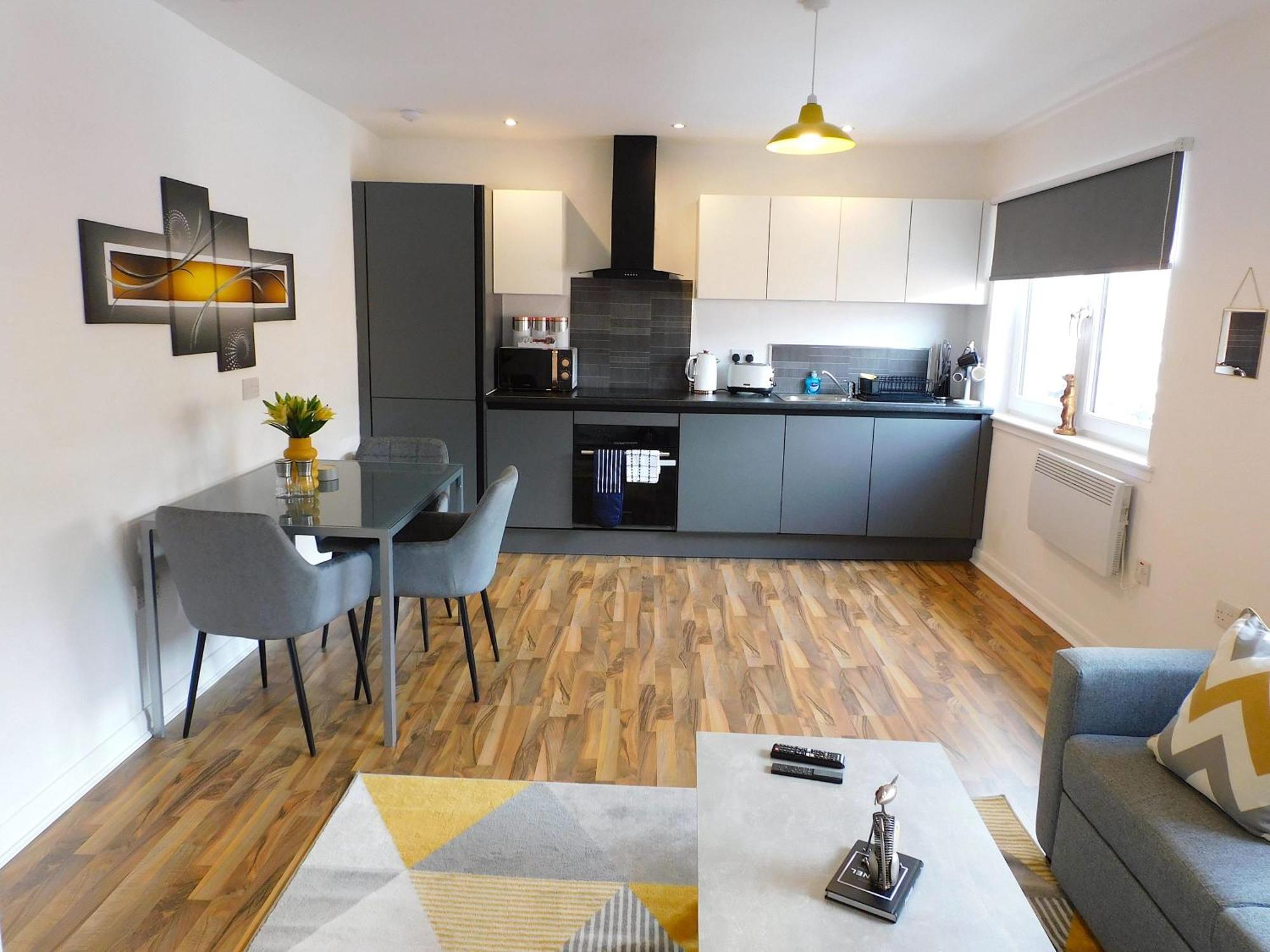 Newly Refurbished 1 Bed Apt In Hamilton Close To Station And Local Amenities Esterno foto