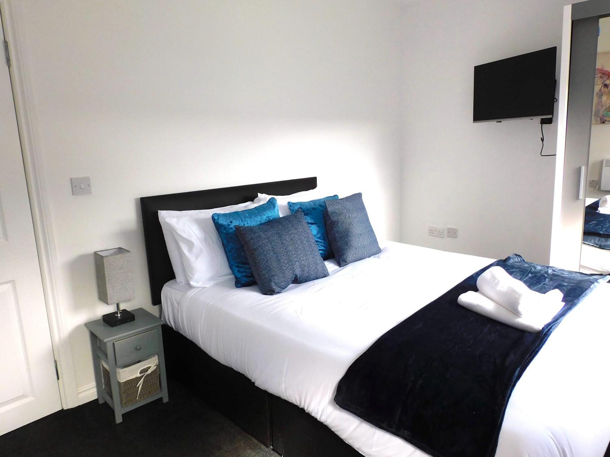 Newly Refurbished 1 Bed Apt In Hamilton Close To Station And Local Amenities Esterno foto